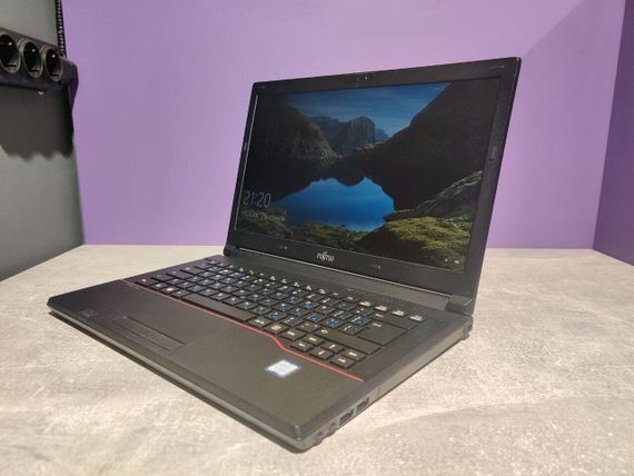 Ноутбук Fujitsu LifeBook E546 / 14" (1920x1080) IPS / Intel Core i5-6200U (2 (4) ядра по 2.3-2.8 GHz) / 8 GB DDR4 / 240 GB SSD / HD Graphics 520 / WebCam б/в | Зображення 3