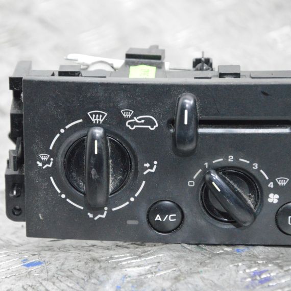 Блок управління клімат контролем Peugeot 207 2006-2013 Перемикач пічки кондиціонера Пежо 207 69910002 | Зображення 1