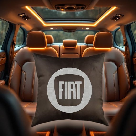 Авто Подушка c вишивкою логотипу марки фіат Fiat коричневий автомобілісту 02222