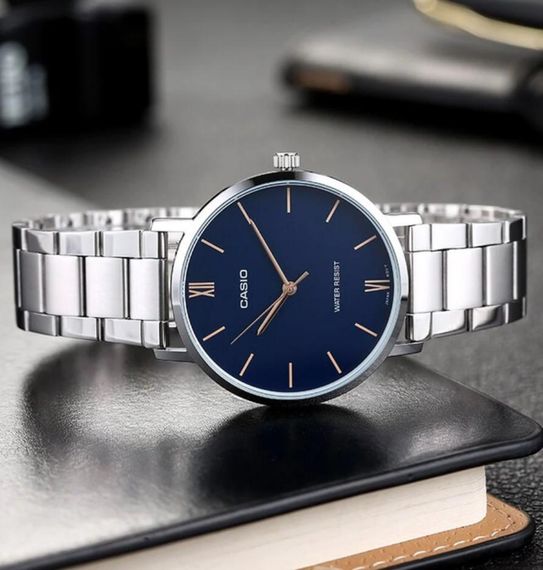 Чоловічий годинник Casio MTP-VT01D-2B | Зображення 1