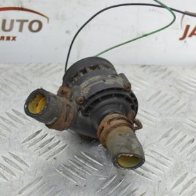 Додатковий водяний насос Nissan Qashqai X-Trail Navara помпа водяна Ніссан Кашкай Навара 0392023015