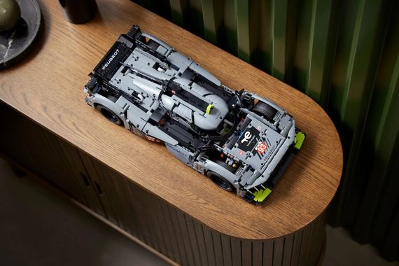Конструктор LEGO Technic PEUGEOT 9X8 24H Le Mans Hybrid (42156) | Зображення 4