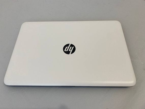 Ноутбук HP 15-ac185no / 15.6" (1920x1080) TN / Intel Celeron N3050 (2 ядра по 1.6 - 2.16 GHz) / 8 GB DDR3 / 1000 GB HDD / Intel HD Graphics / WebCam / DVD-RW б/в | Зображення 6
