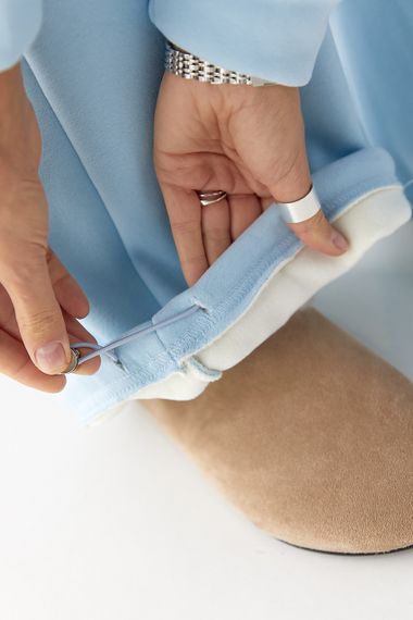 Утеплений спортивний костюм із штанами палаццо та світшотом - блакитний цвет, L/XL (є розміри) | Зображення 4