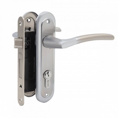 Комплект МВМ A-1210 PZ: ручка на планці під PZ з механізмом та циліндром Матовий нікель/полірований хром