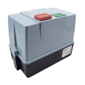 Контактор КММо23253 оболонка пластик 32А РТ-23-32А 230В/АС3 IP54 Ny95504486