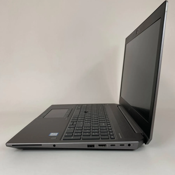 Мобільна робоча станція Б-клас HP zBook 15 G6 / 15.6" (1920x1080) IPS / Intel Core i7-9850H (6 (12) ядер по 2.6 - 4.6 GHz) / 32 GB DDR4 / 256 GB SSD / nVidia Quadro T1000, 4 GB GDDR5, 128-bit / Fingerprint / WebCam / HDMI б/в + Подарунок Миша / USB | Зображення 4