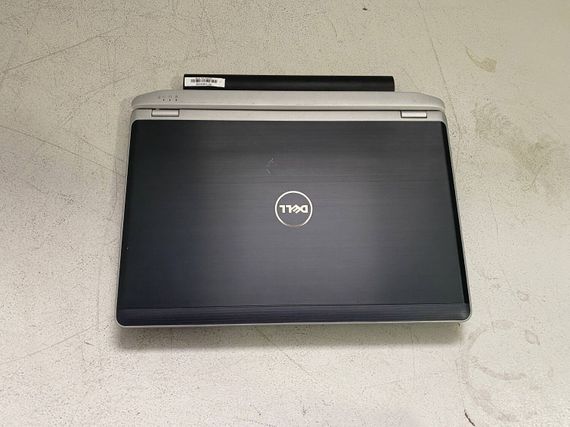 Нетбук Dell Latitude E6230 / 12.5" (1366x768) TN / Intel Core i5-3340M (2 (4) ядра по 2.7 - 3.4 GHz) / 8 GB DDR3 / 128 GB SSD / Intel HD Graphics 4000 б/у + Подарок  Умная интерактивная зубная щетка Colgate Connect M1 / Bluetooth | Зображення 6