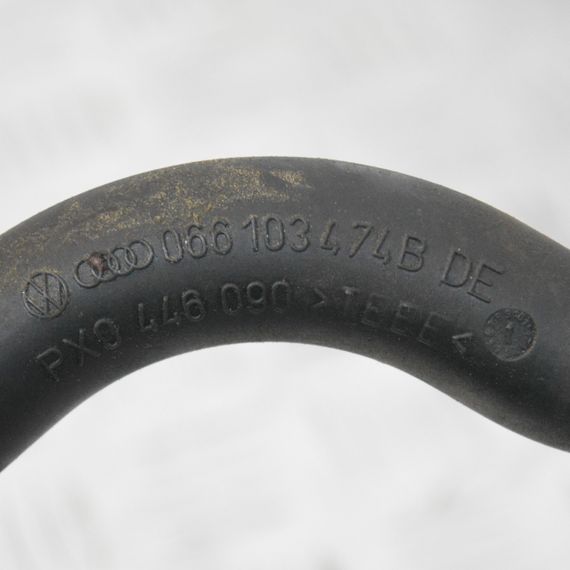 Трубка вентиляції картерних газів Volkswagen Golf IV 1997-2005 Патрубок вентиляції картера Фольксваген Гольф 4 066103474B | Зображення 2