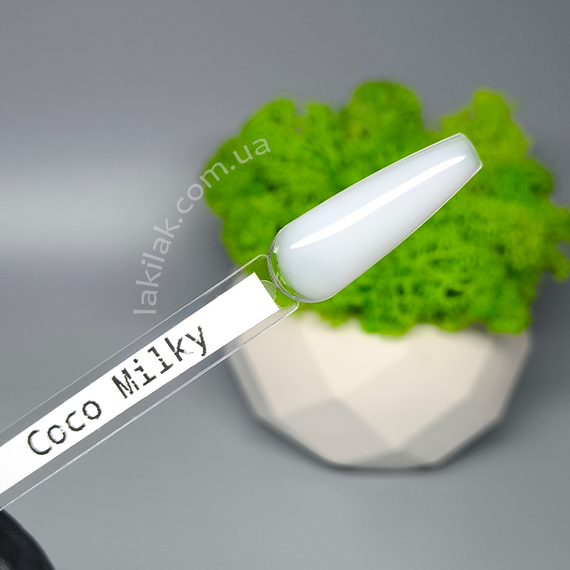 Рідкий полігель Starlet Professional Coco Milky 15мл