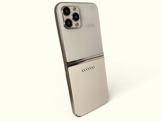 Кнопочный мобильный телефон раскладушка AIEK I15 Max на 4 сим карты Gold | Зображення 8