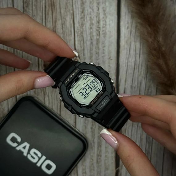 Жіночий годинник Casio LWS-2200H-1A | Зображення 2