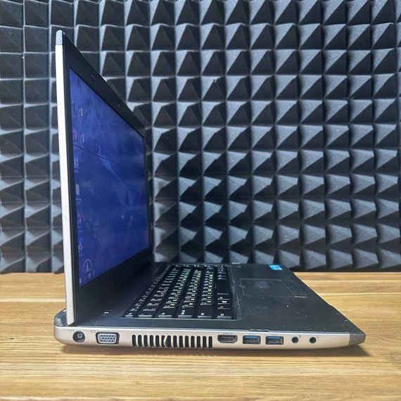 Ноутбук Б-класс Dell Vostro 3560 / 15.6" (1366x768) TN / Intel Core i3-3120M (2 (4) ядра по 2.5 GHz) / 8 GB DDR3 / 128 GB SSD / Intel HD Graphics 4000 / WebCam б/у | Зображення 4