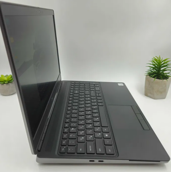 Ноутбук Dell Precision 7550 15.6 IPS/i7-10850H/RTX5000/64GB/5TB Б/В | Зображення 2