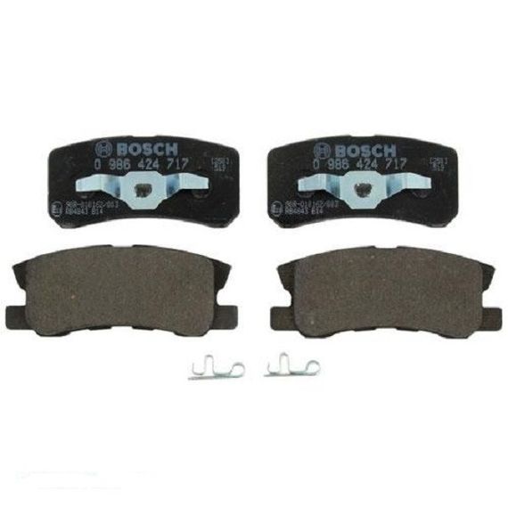 Гальмівні колодки Bosch дискові задні MITSUBISHI Pajero/Grandis -05 0986424717