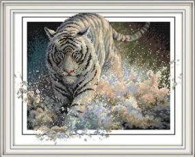 Набор для вышивания по нанесённой на канву схеме "Tiger (4) ".   AIDA 14CT printed, 44*36 см