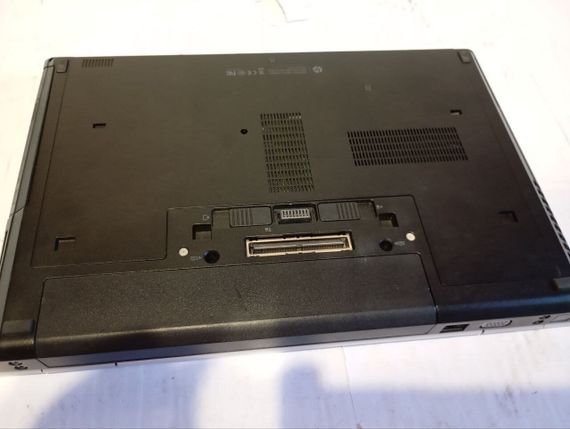 Ноутбук Б-класс HP EliteBook 8470p / 14" (1600x900) TN / Intel Core i5-3320M (2 (4) ядра по 2.6 - 3.3 GHz) / 8 GB DDR3 / 500 GB HDD / Intel HD Graphics 4000 / WebCam / DVD-ROM б/у | Зображення 7
