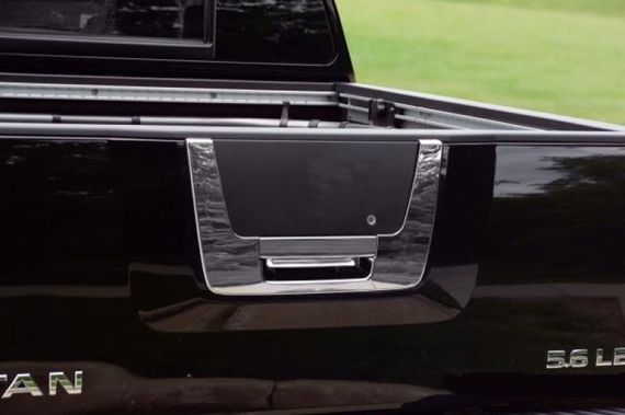 Хром накладка на багажник (пластик) для Nissan Titan 2004-2011 рр