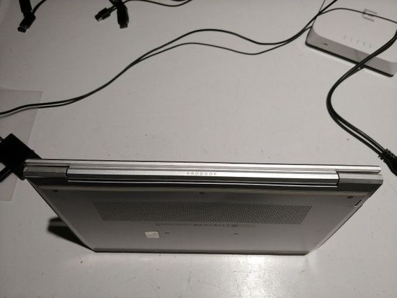 Ультрабук Б-класс HP ProBook 445 G9 / 14" (1920x1080) IPS / AMD Ryzen 5 5625U (6 (12) ядер по 2.3 - 4.3 GHz) / 16 GB DDR4 / 256 GB SSD / AMD Radeon Vega 7 Graphics / WebCam / TouchID б/у | Зображення 6
