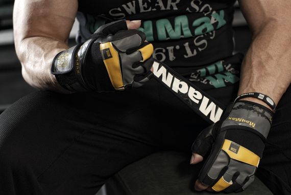 Рукавички для фітнесу MadMax MFG-880 Signature Black/Grey/Yellow S | Зображення 9