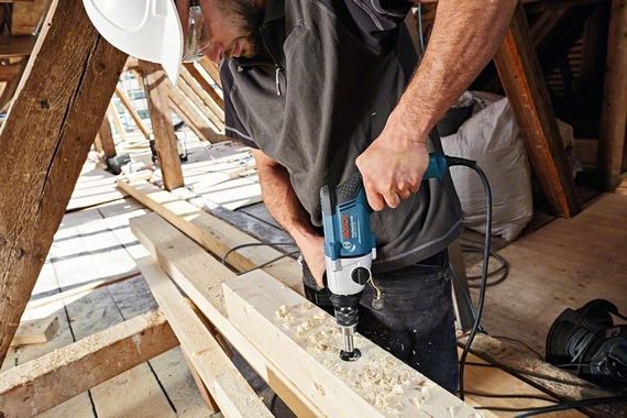 Дрель Bosch GBM 13-2 RE, 750Вт, БЗП металл, 2.4 кг (0.601.1B2.000) | Зображення 1