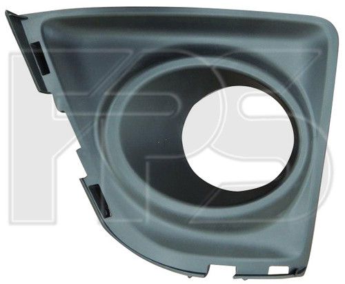 Решетка противотуманной фары Toyota Corolla E18 (13-16) левая 8148202390