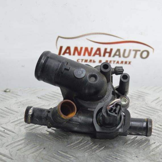 Корпус термостата 2.0 dCi Renault Espace Laguna Scenic Megane термостат Рено Лагуна Сценік Еспейс 8200380898 | Зображення 1