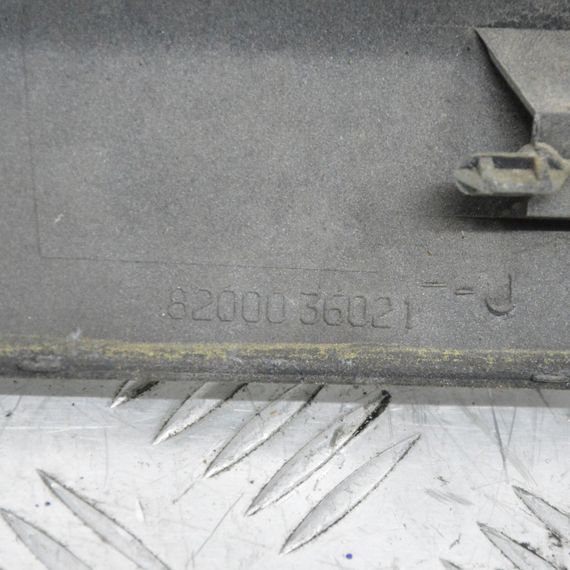 Накладка дверей передньої правої Renault Laguna II 2000-2007 Накладка дверей передня права Рено 8200036021 | Зображення 4