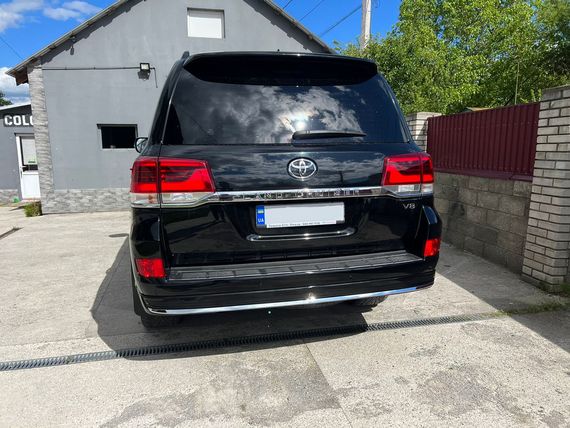 Комплект обвесов 2016-2024 (Executive 2019) Белый цвет для Toyota Land Cruiser 200 | Зображення 5