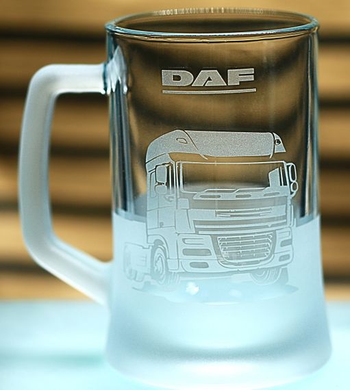 Пивний келих 670 мл DAF Truck Даф подарунок для далекобійника  кухоль з гравіюванням вантажівки | Зображення 3