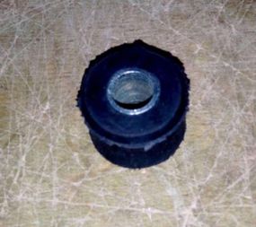 Сайлентблок амортизатора d-10 mm [D]