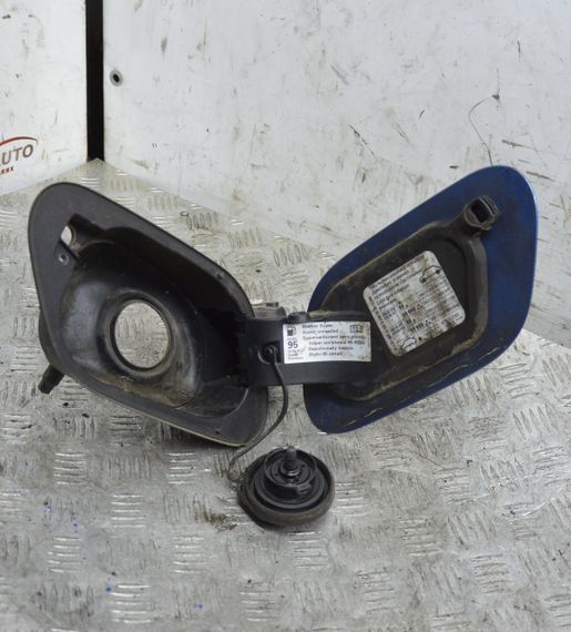 Кришка паливного бака Volkswagen Golf VII 2012-2024 Лючок бензобака Фольксваген Гольф 7 5G9809999 | Зображення 1