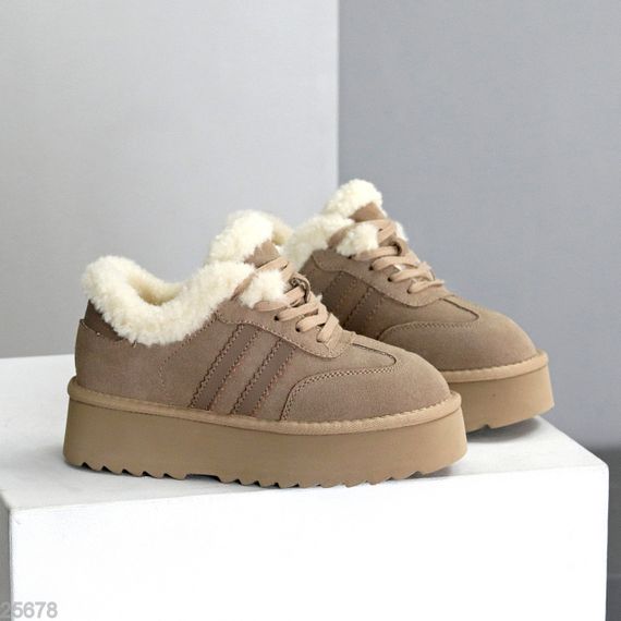 Модные зимние кроссовки угги натуральная замша цвет Латте | Зображення 1