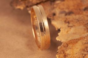 Обручальное кольцо из желтого золота 15