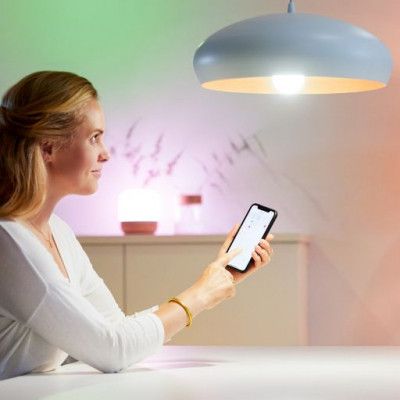 Умная лампочка WiZ E14 4.9W(40W 806Lm) C37 2200-6500K RGB Wi-Fi (929002448802) | Зображення 5