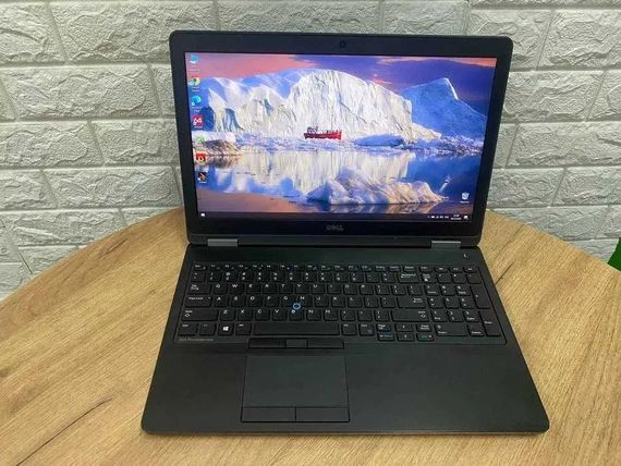 Ноутбук Dell Precision 3510 15.6"FHD IPS i5 6300HQ 8Gb/SSD500
