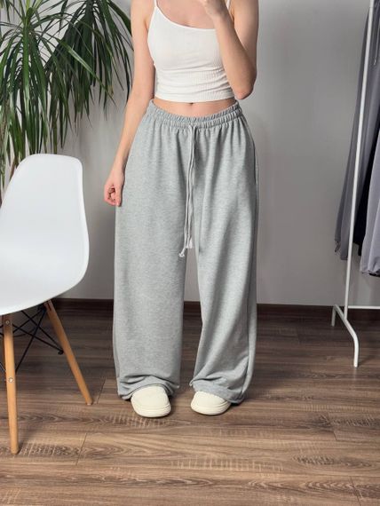 Женские широкие свободные штаны трикотажные на затяжках снизу SS700 цвет серый, размер onesize 42/46 | Зображення 4