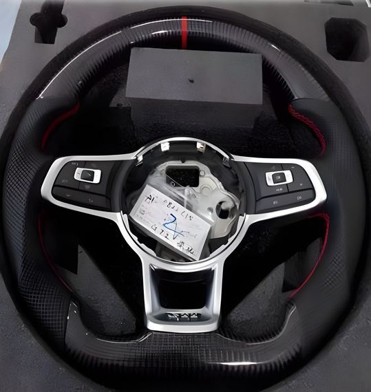 Руль (Карбон -2025 Красный) для Volkswagen Golf 8 2019- гг