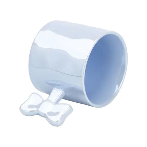 Чашка с ручкой в виде бантика фарфоровая 350 мл Голубая HP7185BL | Зображення 1