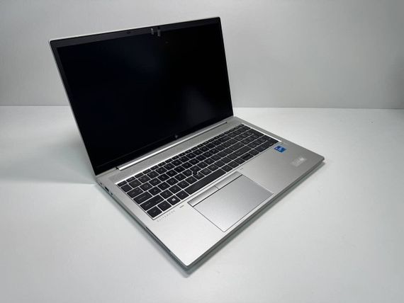 Ультрабук HP EliteBook 850 G8 / 15.6" (1920x1080) IPS / Intel Core i7-1185G7 (4 (8) ядра по 3.0 - 4.8 GHz) / 16 GB DDR4 / 512 GB SSD / Intel Iris Xe Graphics / WebCam / TouchID б/в | Зображення 2
