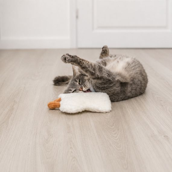 Іграшка Trixie для котів Яєчня XXL з шелестом плюш з котячою м'ятою кремовий/жовтий 18 см | Зображення 2