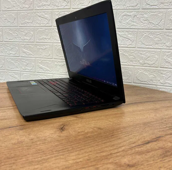 Ноутбук Asus Gaming FX502VM i7-7700HQ 16GB 128GB SSD 1TB HDD GTX 1060 Б/В | Зображення 5