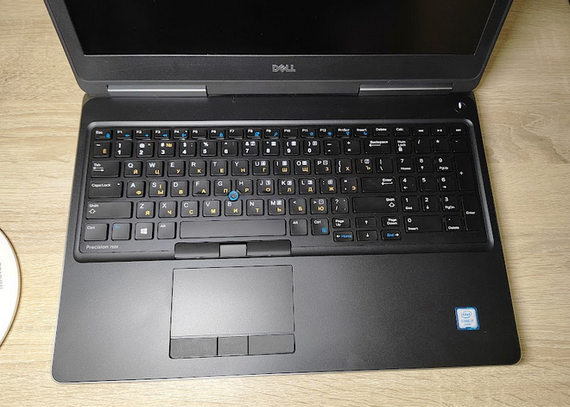 Ноутбук Dell 7520 15.6 Full HD + Core i7 + Quadro M2200 + SSD 256 | Зображення 3