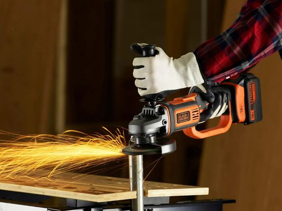 Шліфмашина кутова - болгарка акумуляторна Black&Decker без АКБ та ЗП BCG720N | Зображення 2