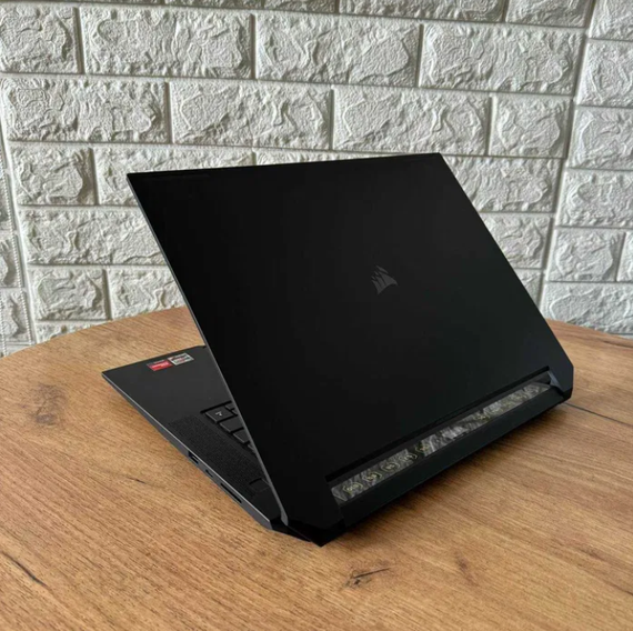 Ноутбук Corsair 16.0" 2K IPS 240Hz Ryzen 9 6900HS 32Gb SSD 2Tb Radeon RX6800M  Б/В | Зображення 3