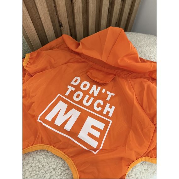 Дождевик для собак с надписью DON’T TOUCH ME, водонепроницаемый комбинезон с капюшоном и дырочкой под поводок на четыре лапы | Зображення 2