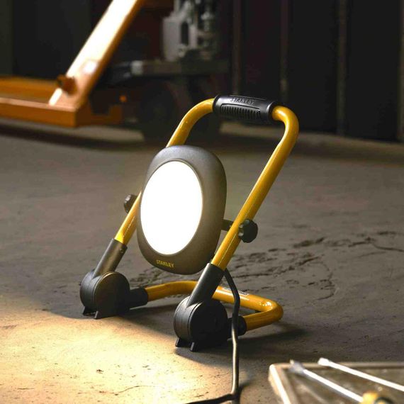 Прожектор светодиодный STANLEY SXLS35526E | Зображення 4