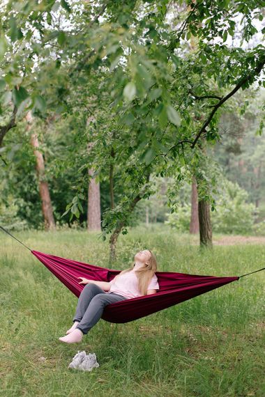 Гамак туристичний Tribe Hammock бордовий, Похідний гамак підвісний для кемпінгу та відпочинку, гамак трайб для пляжу дачі | Зображення 3