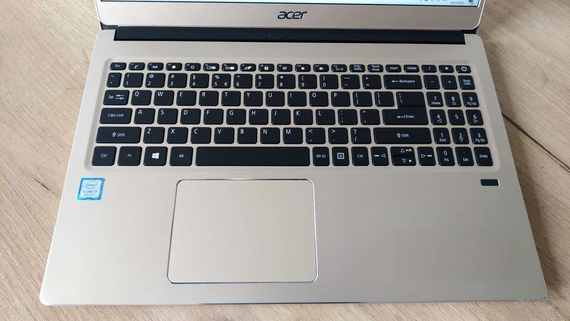 Ноутбук Acer Swift SF315-52/15.6 FHD/IPS/i5 8250U/8Gb/SSD256GbNVMe+HDD500 | Зображення 3