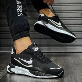 Кросівки демісезонні Nike колір: чорний ,білий